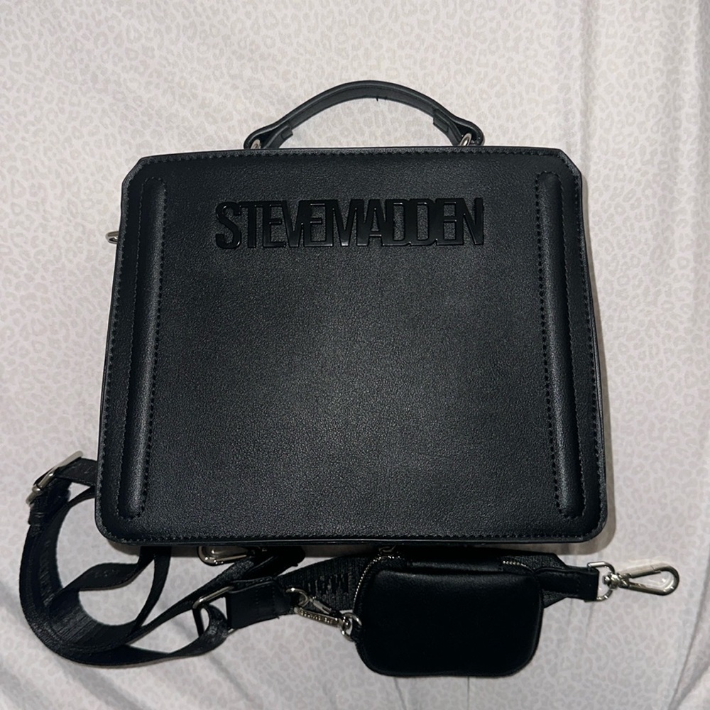 Black Steve Madden Crossbody bag